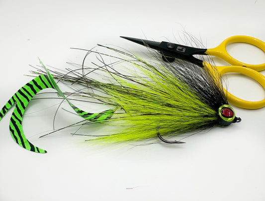 Black/Chartreuse Pike Fly With Wiggle Tail 3/0